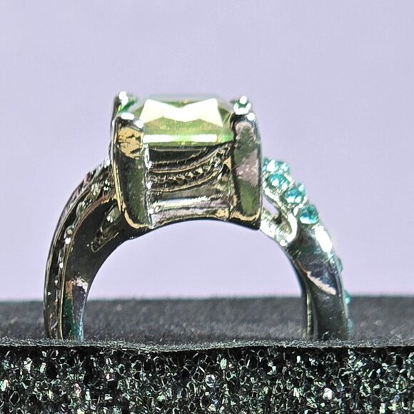 Rainbow CZ Ring With Multi-Color Accents Size 6.25‎ (NWOT) - Picture 5 of 7